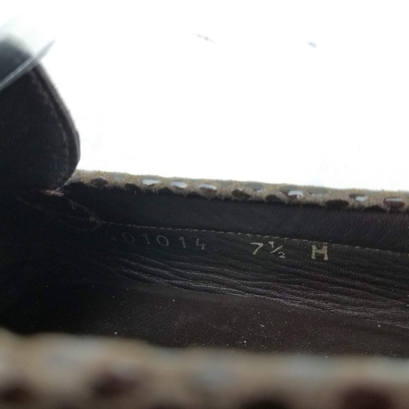 Stuart Weitzman Brown Snakeskin Driving Loafer 7.5 - Picture 4 of 8